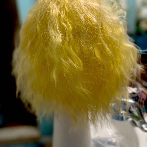 Toppers to cover your own hair to add volume& scrunch hair Synthetic. 2 included - Picture 4 of 4